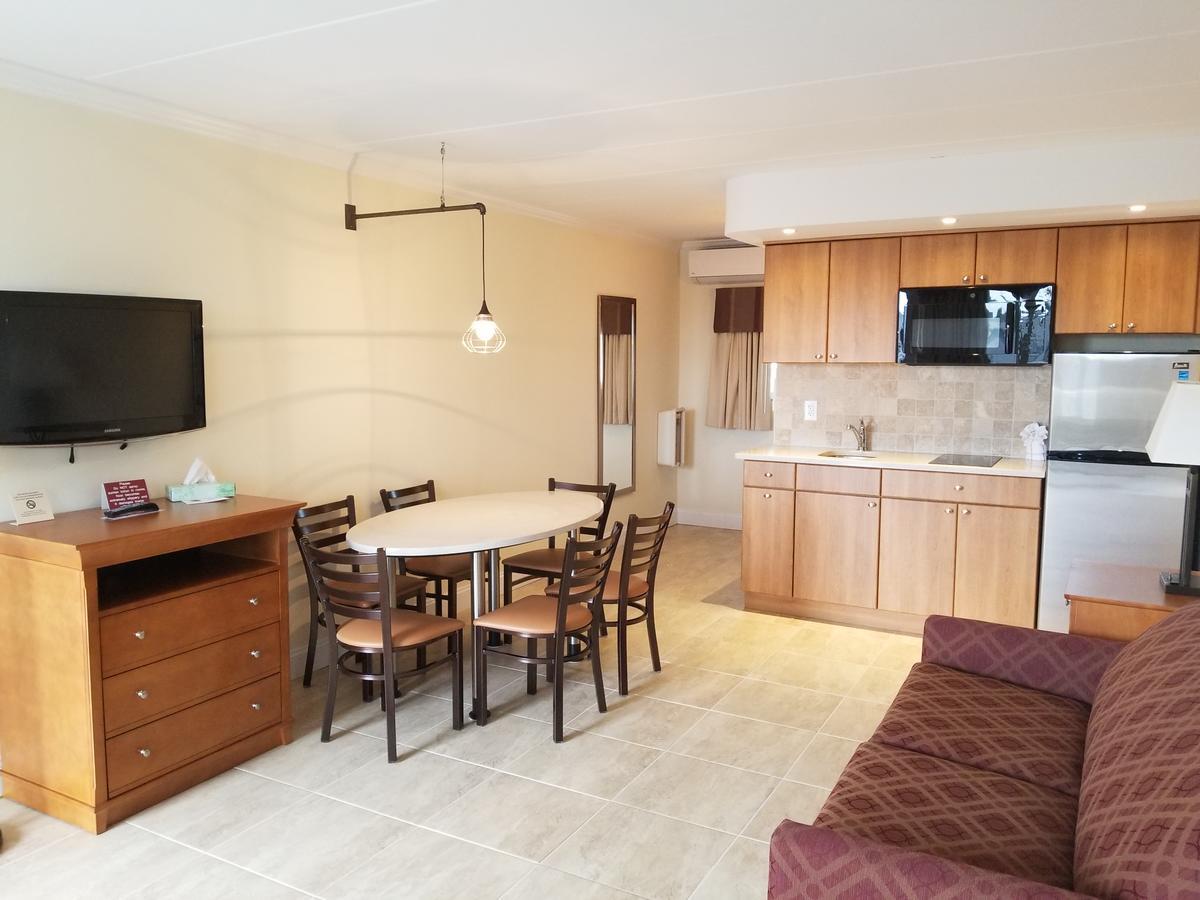 Desert Sand Resort Avalon Ngoại thất bức ảnh